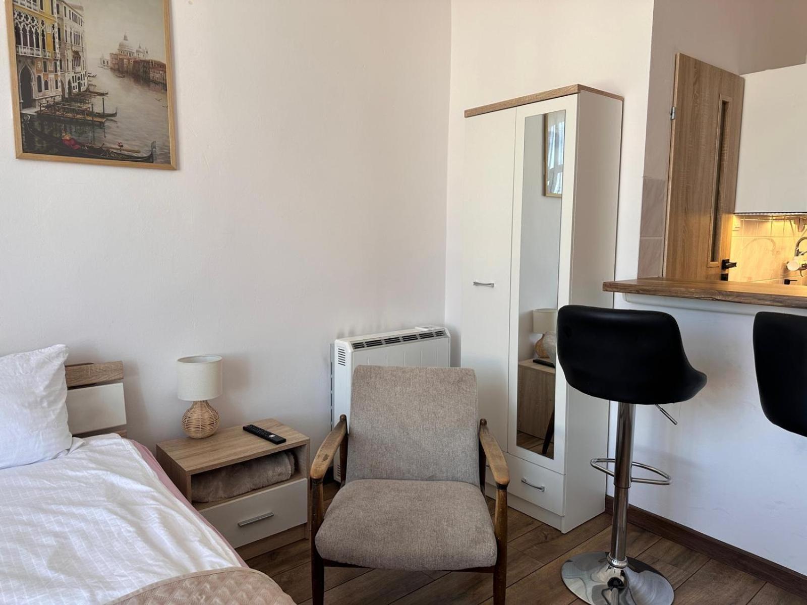 Apartament Piaskowy Kollataja Tomaszów Mazowiecki Екстериор снимка